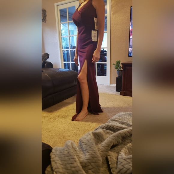 Formal dress - Picture 5 of 10